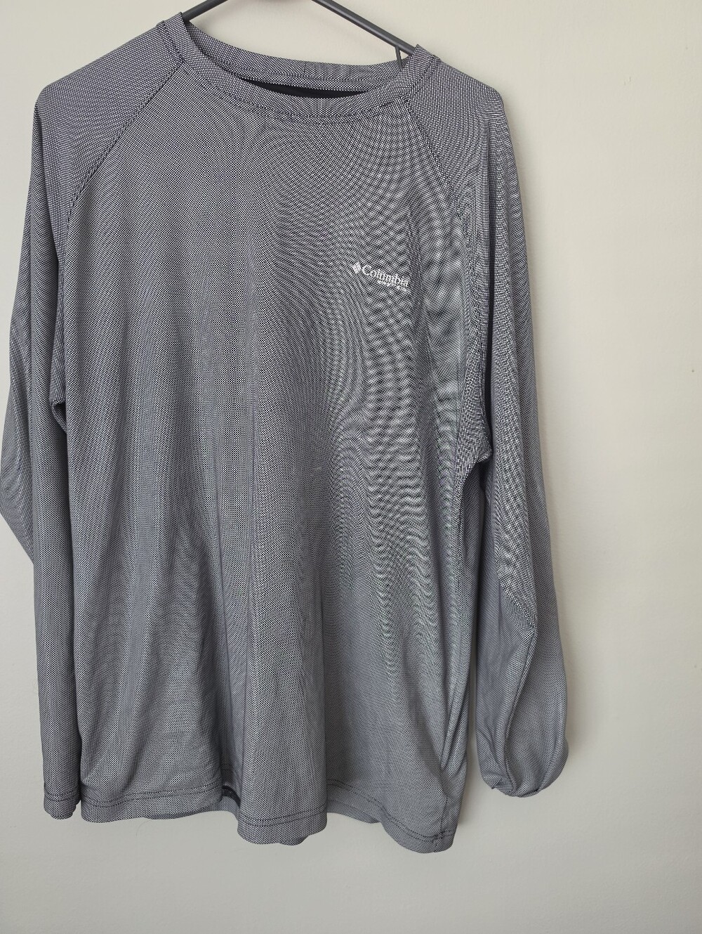 Columbia Long Sleeve Performance Tee in Slate Gray